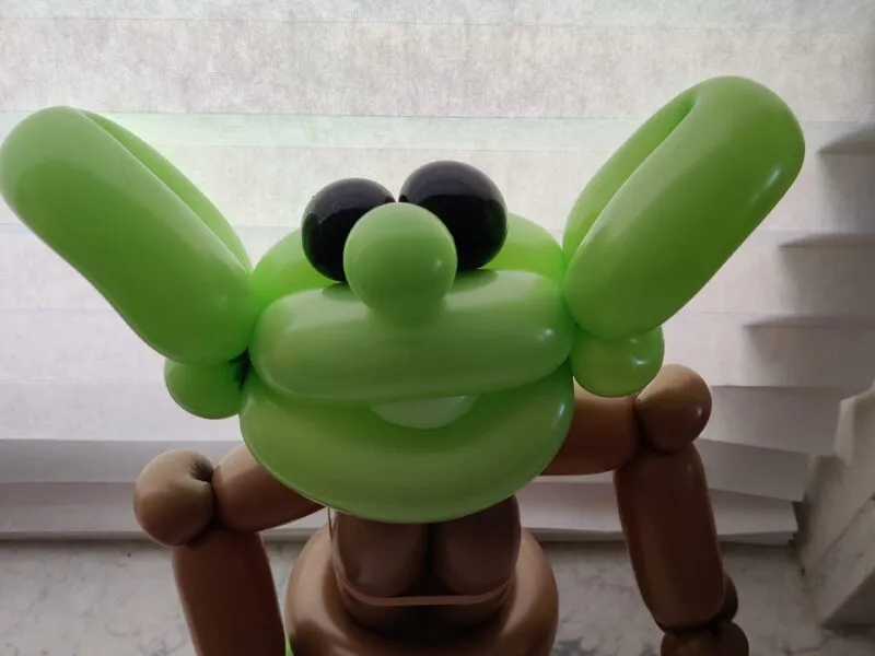 Yoda-Balloon-Animal-Design-Green-Brown